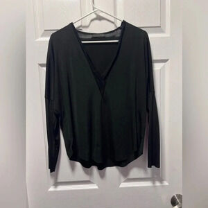 Zara W&B Long Sleeve Black Top Size Small
